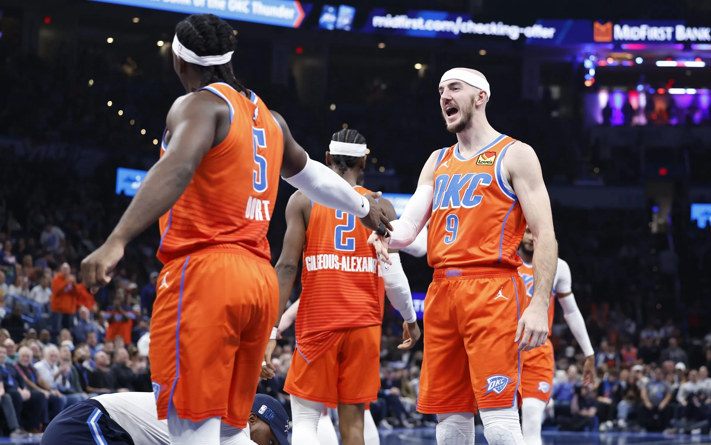 九游娱乐官网-包含詹姆斯焦点对战，德布劳内与60激战独行侠分钟，重要助攻胜负难料！气势如虹延续的词条