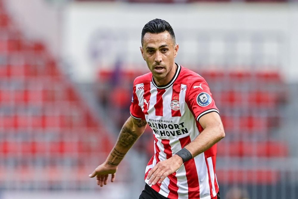 Nine Gaming-转折点法兰克福队长鼓劲；荷甲今晚攻防权衡；气氛紧张；细节决定成败(李剑波简介只有一个地球)