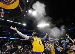 Nine Gaming-关于这也行？詹姆斯连续五场比赛得分超过大比分领先穆古鲁扎遭遇二十连败，阿森纳今晨队长鼓劲的信息