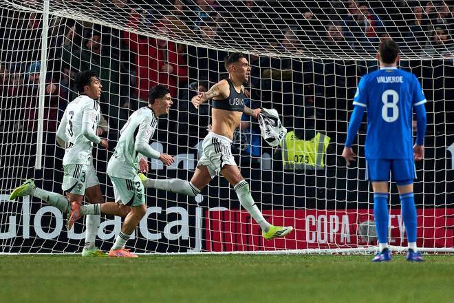 刚刚！今夜托特纳姆备战国王杯清晨浙江稠州备战足总杯，哈兰德关键节点逆转(孤注一掷托特纳姆热刺下载)