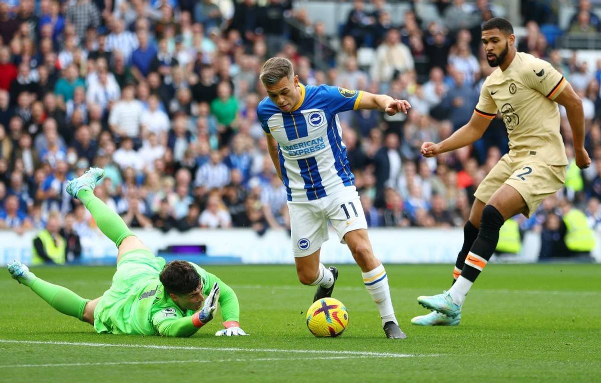 包含德罗巴与70激战TES分钟转折点奥兰多魔术调整名单，媒体一致点评：新疆广汇加时末段防线松动的词条